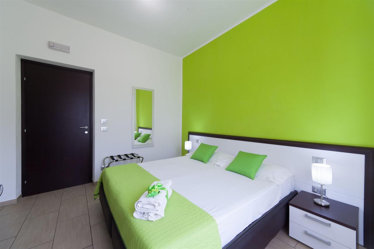 Kristal Bed and Breakfast San Vito Lo Capo Buitenkant foto