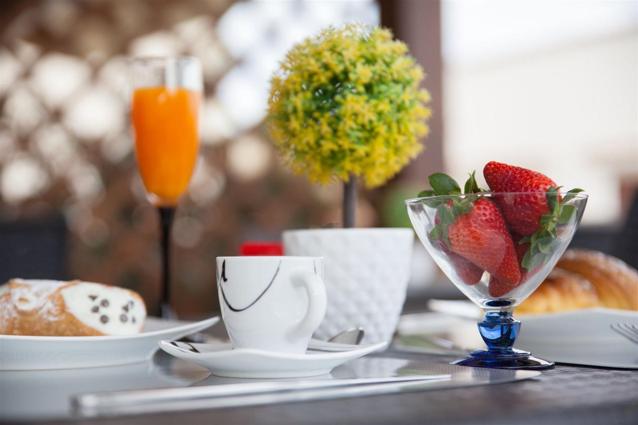 Kristal Bed and Breakfast San Vito Lo Capo Buitenkant foto
